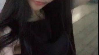 女主播被打 光屁屁